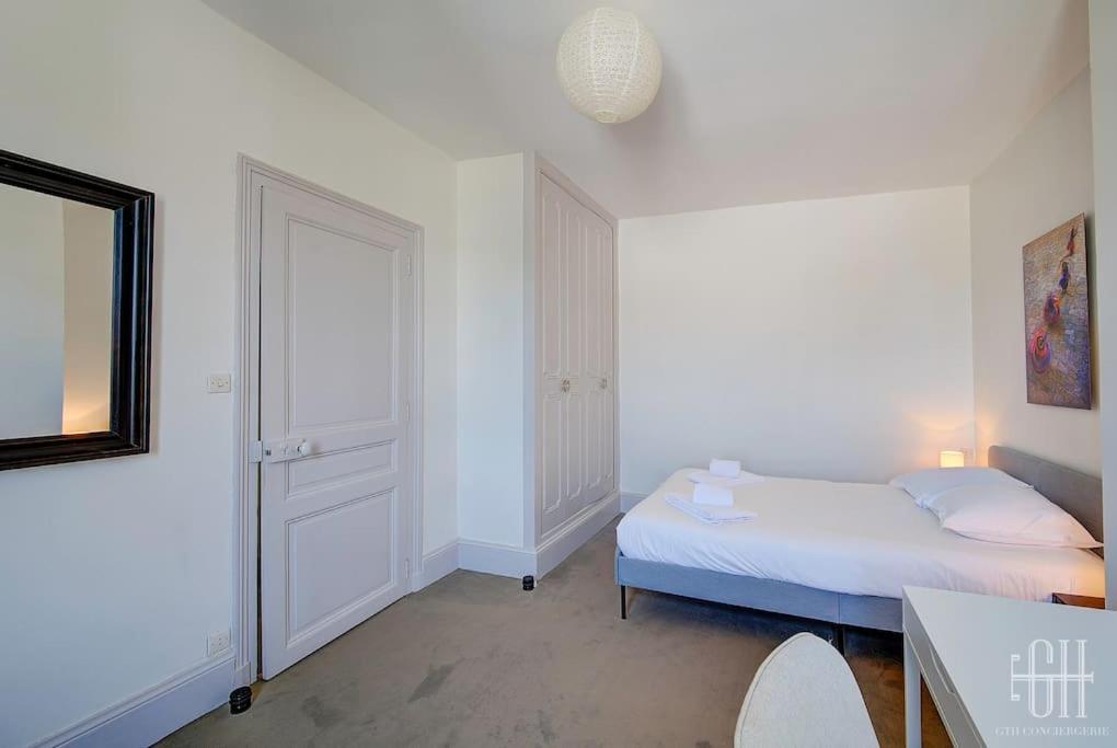 L'hoya - Quartier Prebendes Tours